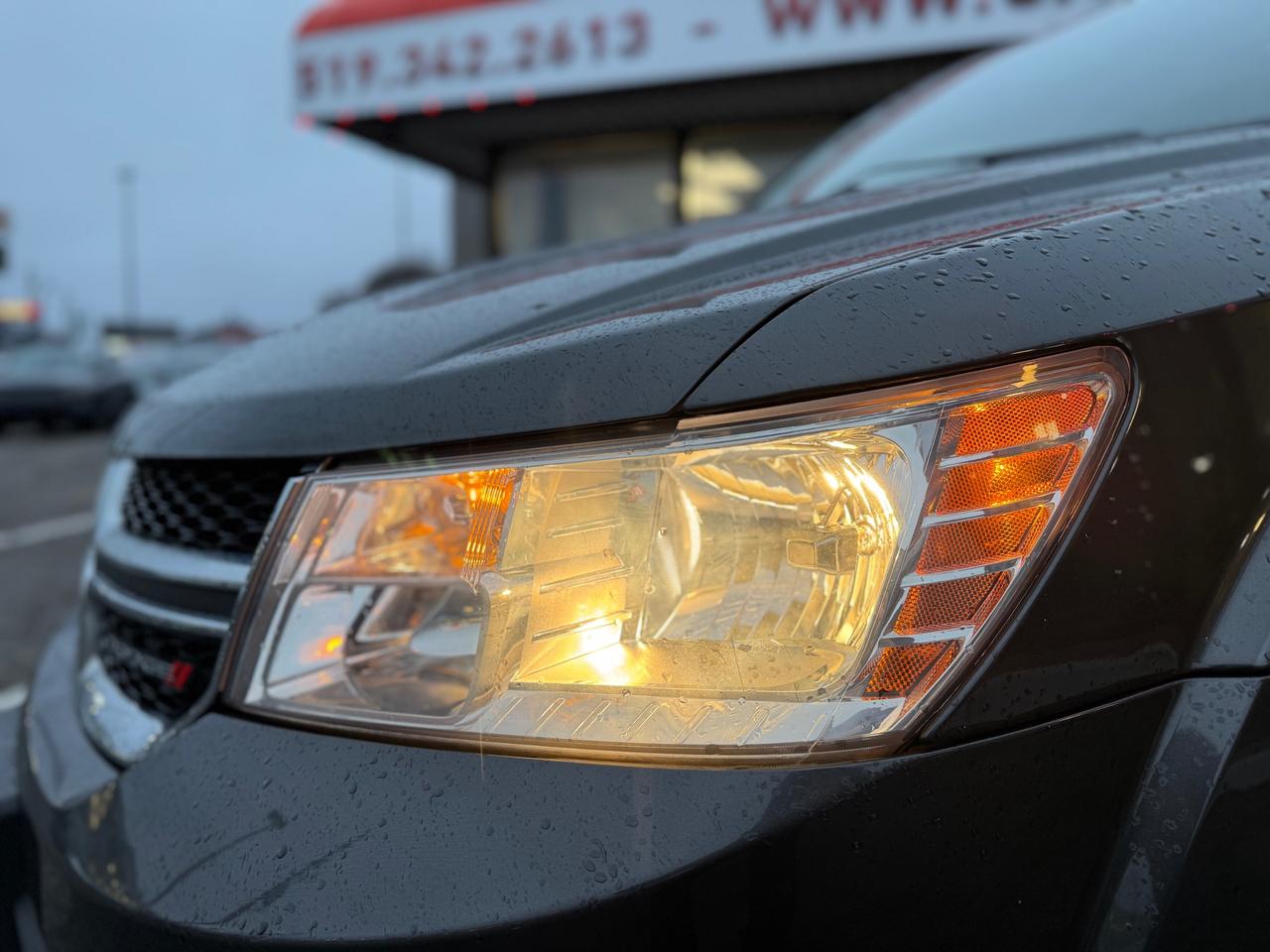 2016 Dodge Journey SXT/Limited 7 Passnger | Back up Camera | Heated Steering | Heated Seats Photo