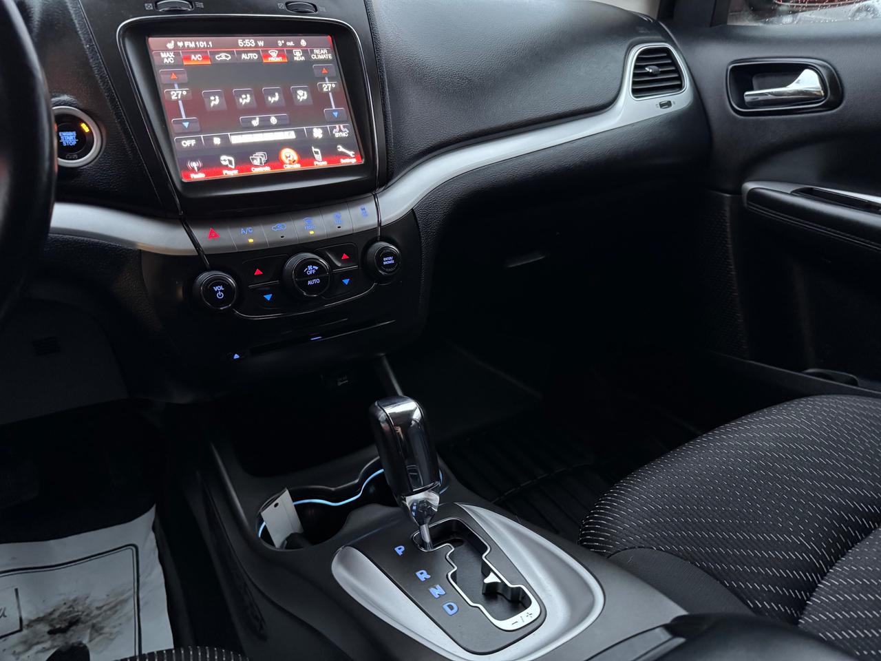 2016 Dodge Journey SXT/Limited 7 Passnger | Back up Camera | Heated Steering | Heated Seats Photo