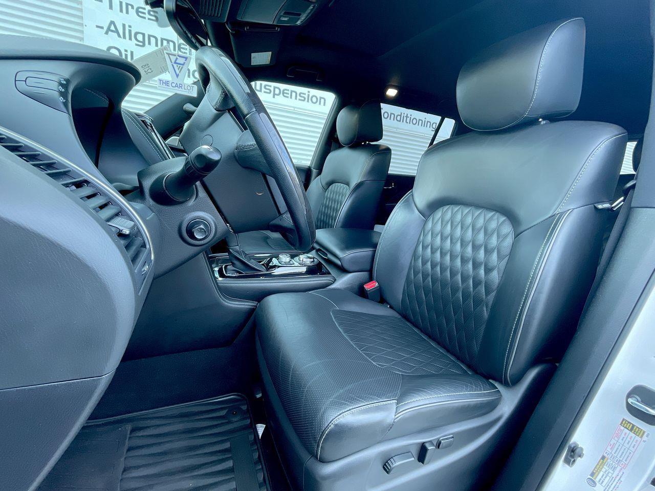 2021 Infiniti QX80 LUXE 7 Passenger 3RD ROW, HEATED LEATHER SEATS, DUAL SCREEN ENT. SYSTEM, NAV, SUNROOF, APPLE CARPLAY/ANDROID AUTO!! Photo