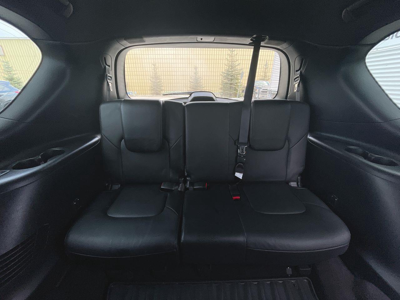 2021 Infiniti QX80 LUXE 7 Passenger 3RD ROW, HEATED LEATHER SEATS, DUAL SCREEN ENT. SYSTEM, NAV, SUNROOF, APPLE CARPLAY/ANDROID AUTO!! Photo