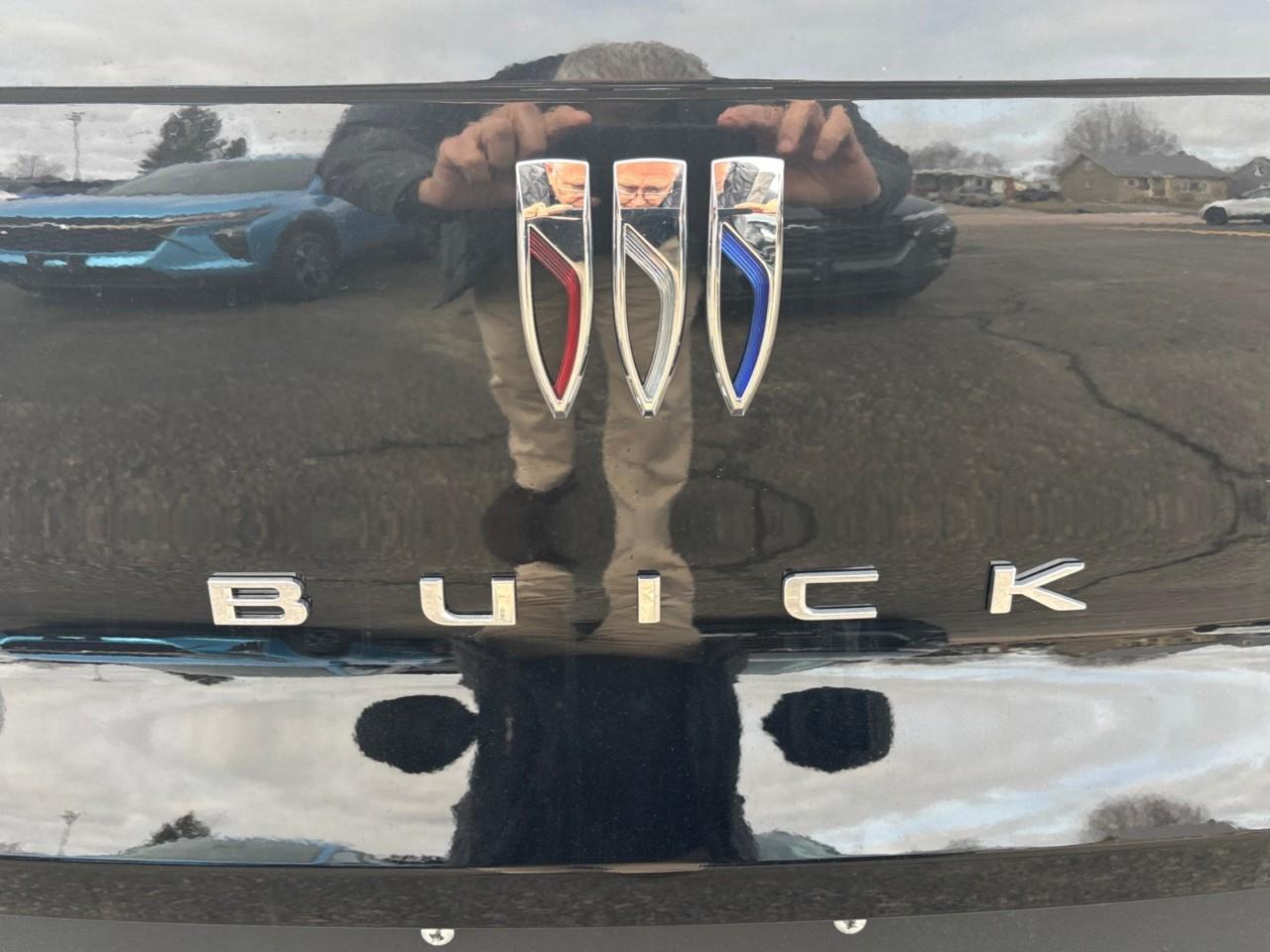 2026 Buick Envista Preferred New 2026 5 Passenger FWD SUV with Heated Front Seats, Heated Steering Wheel, Remote Vehicle Start, Adaptive Cruise Control and a 11 Diagonal Touchscreen Radio with Wireless Apple CarPlay/Android Auto Photo