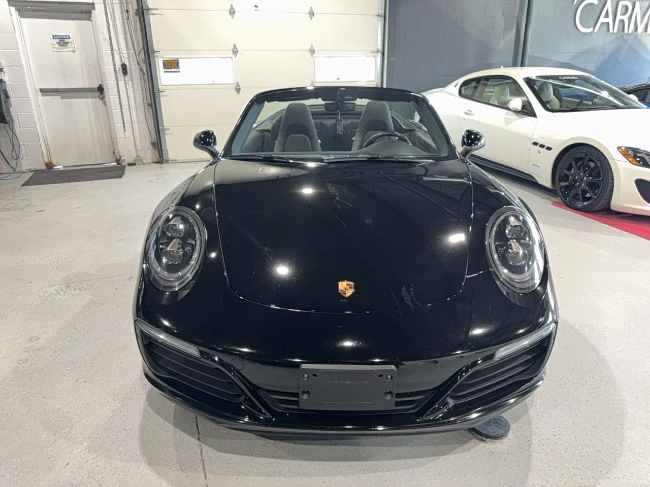 2019 Porsche 911 Carrera Photo