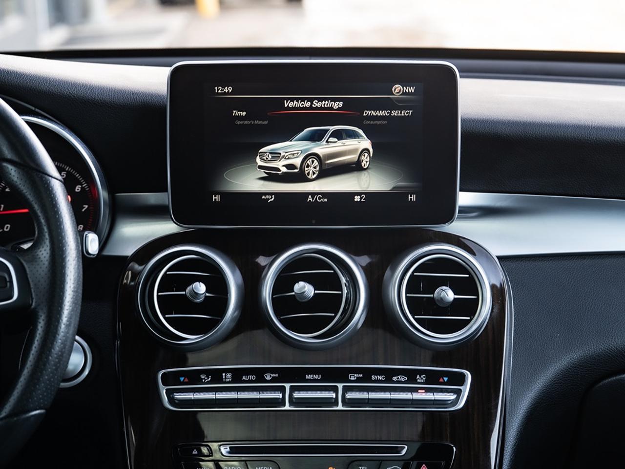 2017 Mercedes-Benz GLC-Class 4MATIC 4DR GLC 300  Spring Special ! Photo30