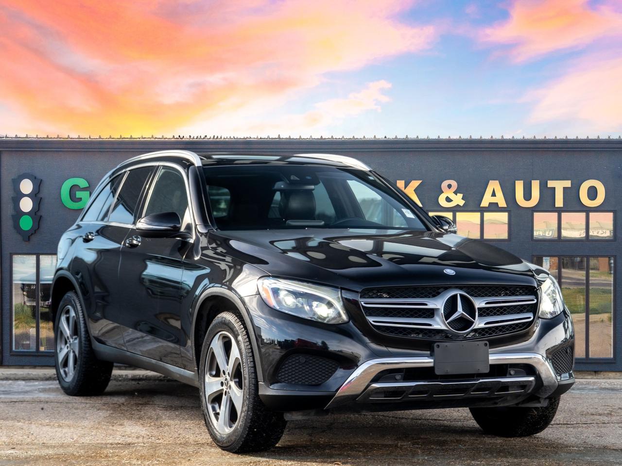 2017 Mercedes-Benz GLC-Class 4MATIC 4DR GLC 300