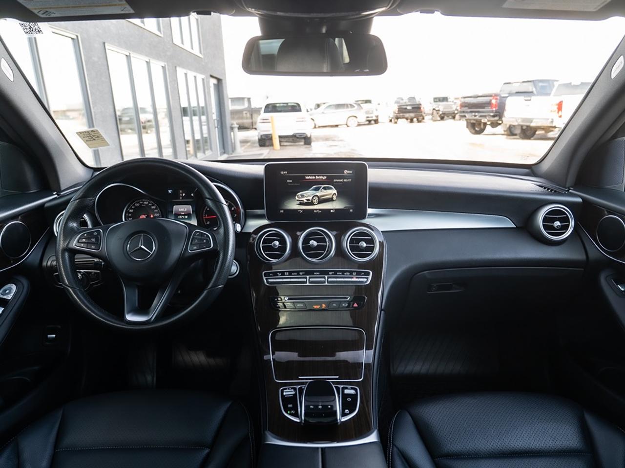 2017 Mercedes-Benz GLC-Class 4MATIC 4DR GLC 300  Spring Special ! Photo29