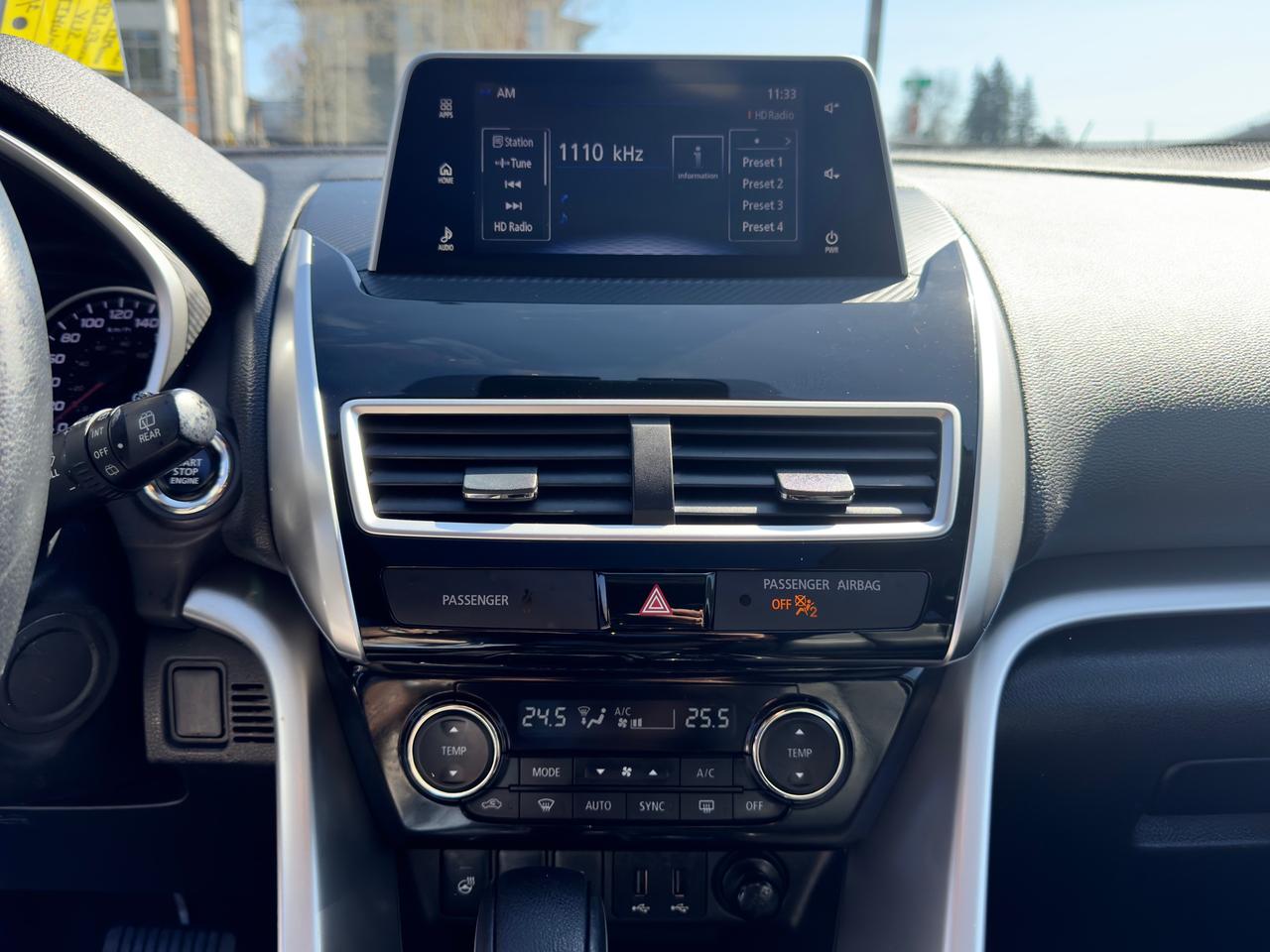 2018 Mitsubishi Eclipse Cross FINANCING AVAILABLE Photo12