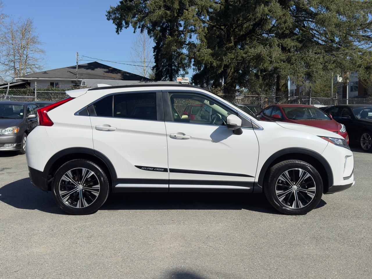 2018 Mitsubishi Eclipse Cross FINANCING AVAILABLE Photo4