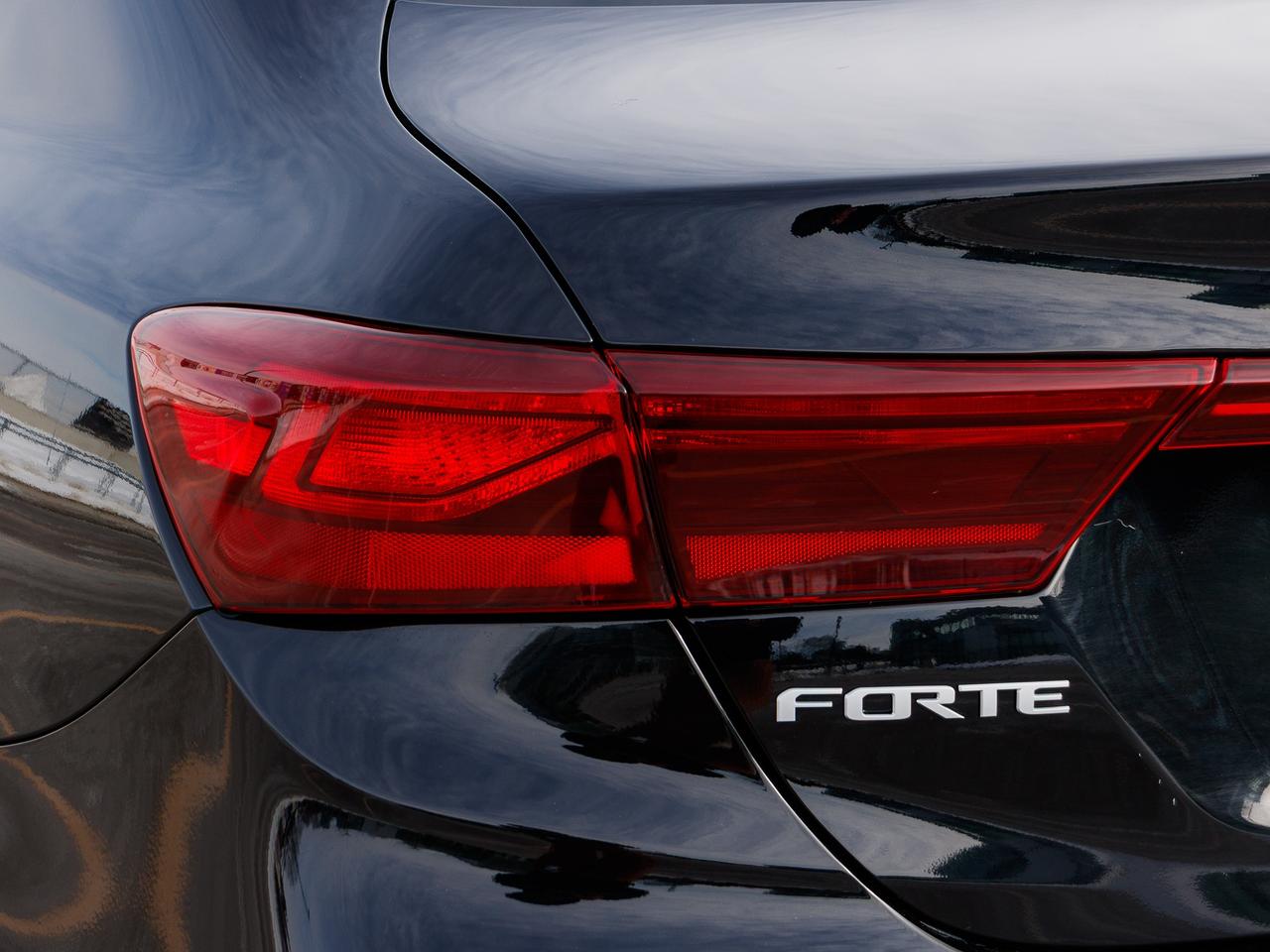 2023 Kia Forte EX| CLEAN CARFAX| NO ACCIDENTS| Photo