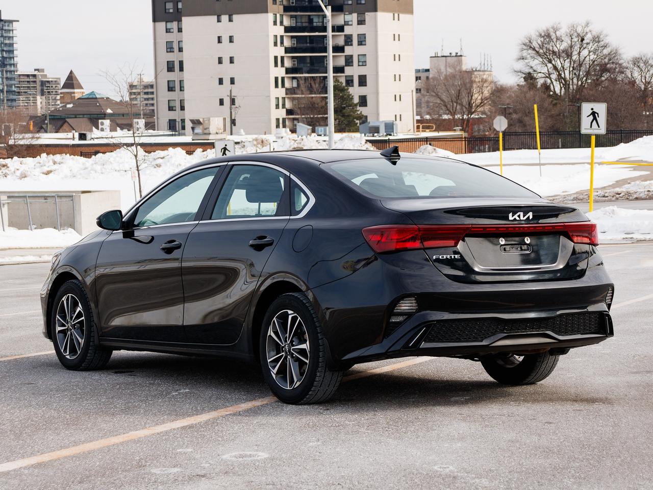 2023 Kia Forte EX| CLEAN CARFAX| NO ACCIDENTS| Photo