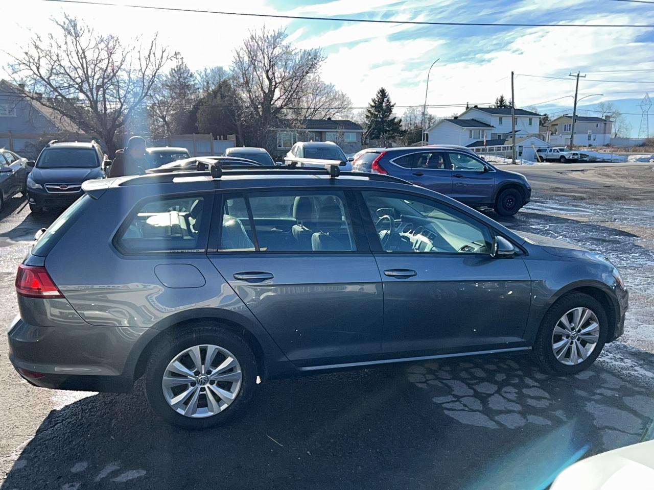 2016 Volkswagen Golf COMFORTLINE Photo