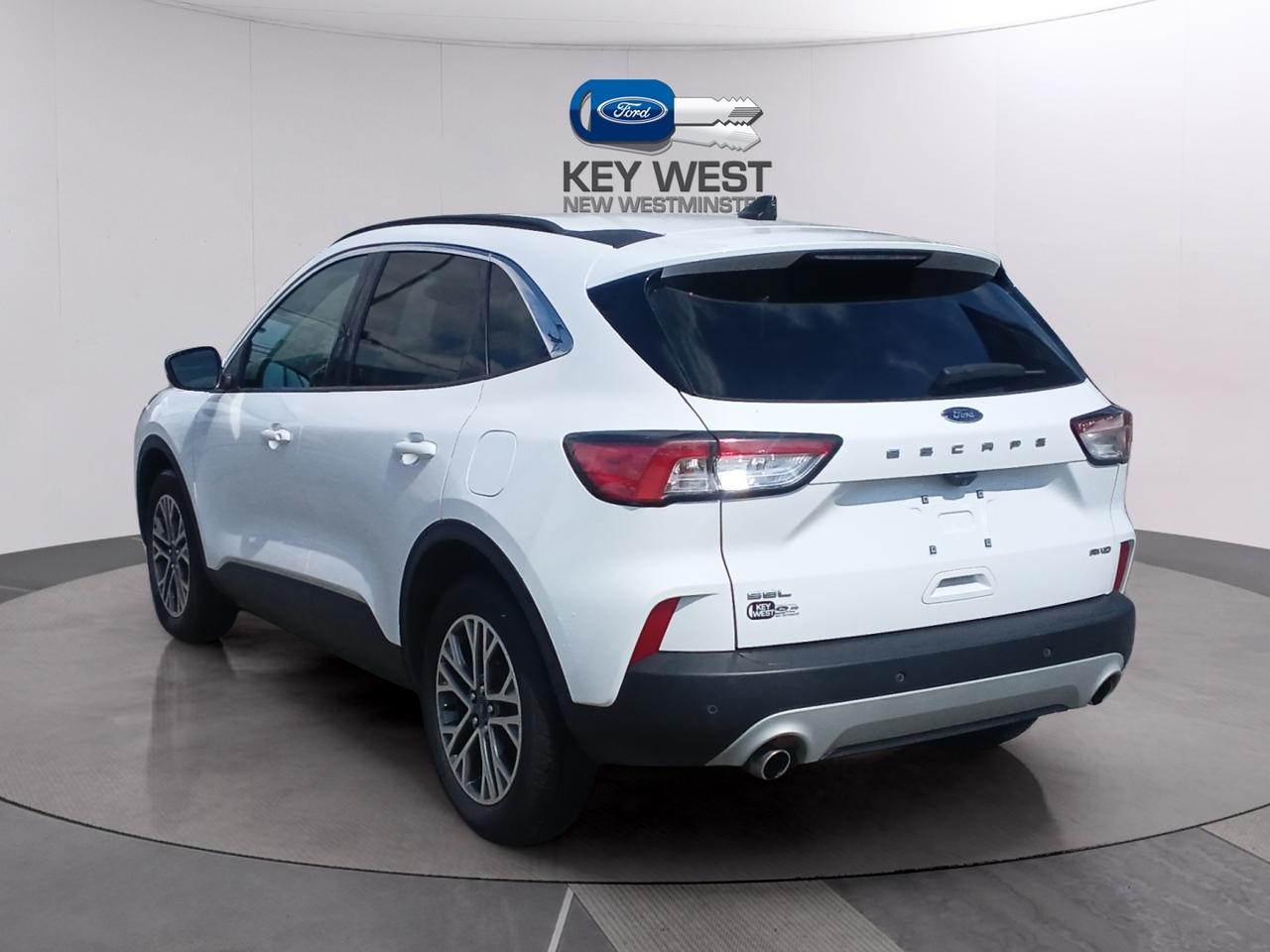 2021 Ford Escape SEL 4WD Photo3