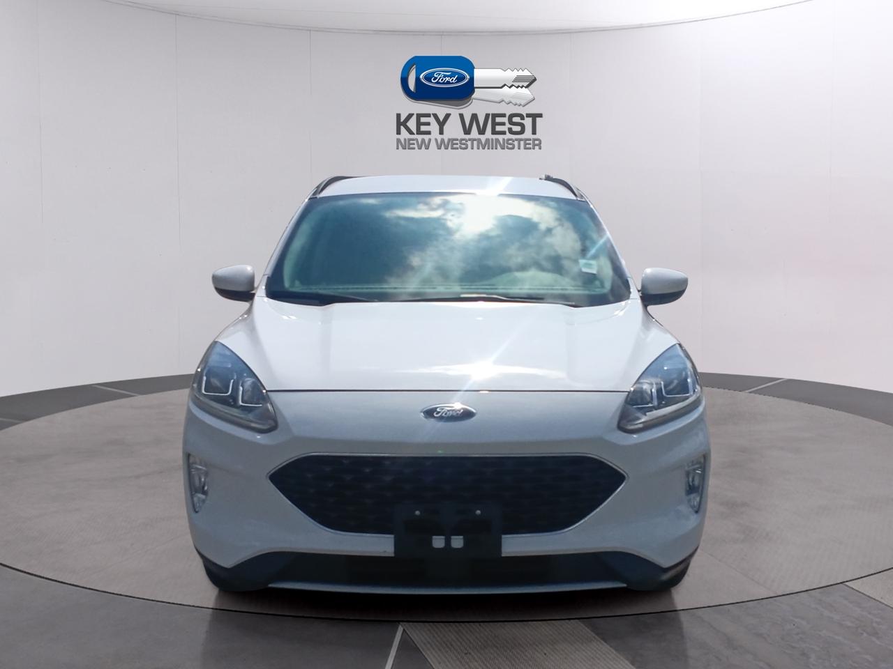 2021 Ford Escape SEL 4WD Photo1
