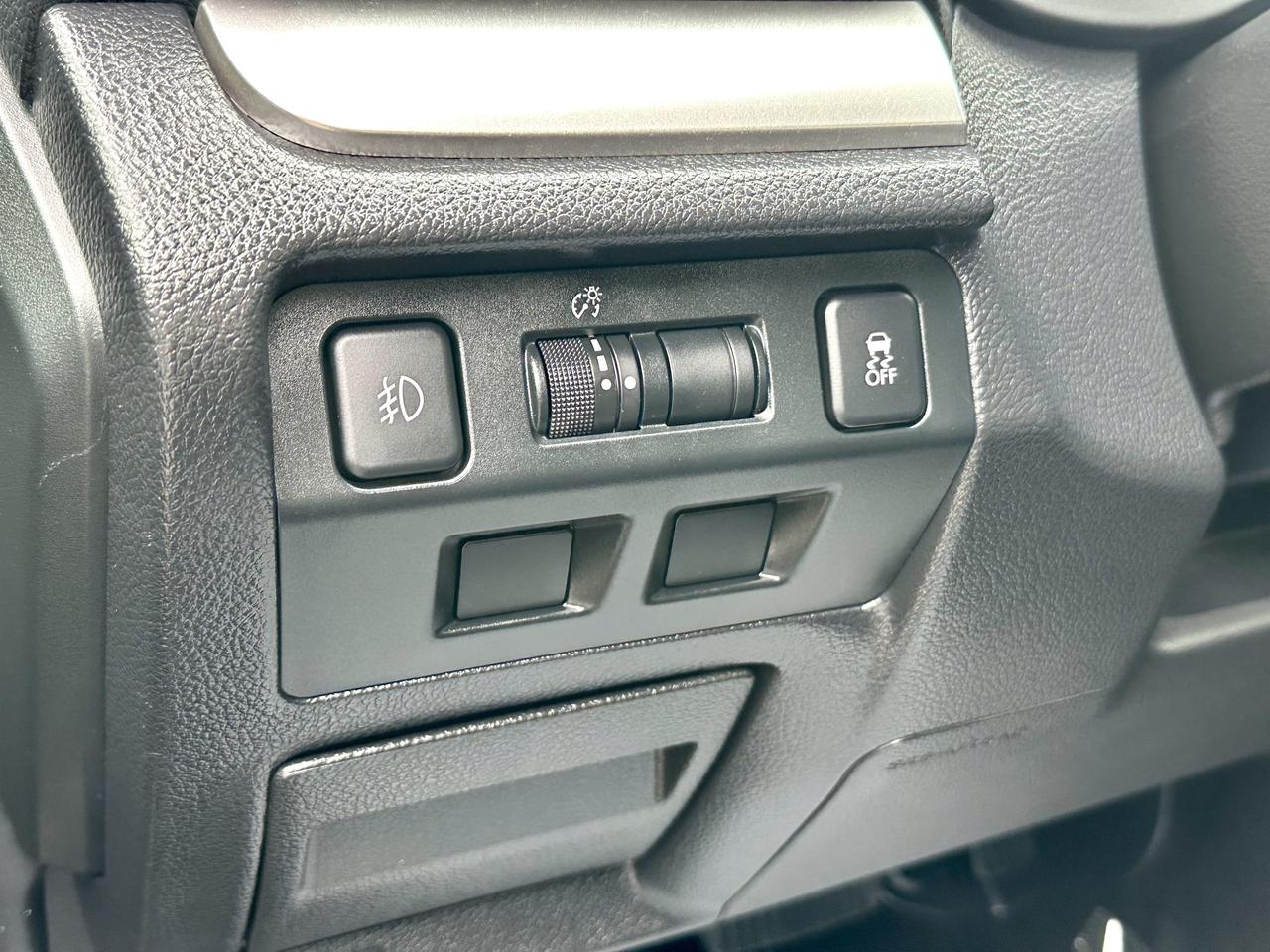 2015 Subaru Impreza 2.0i w/Touring Pkg | NO ACCIDENTS | AWD Photo