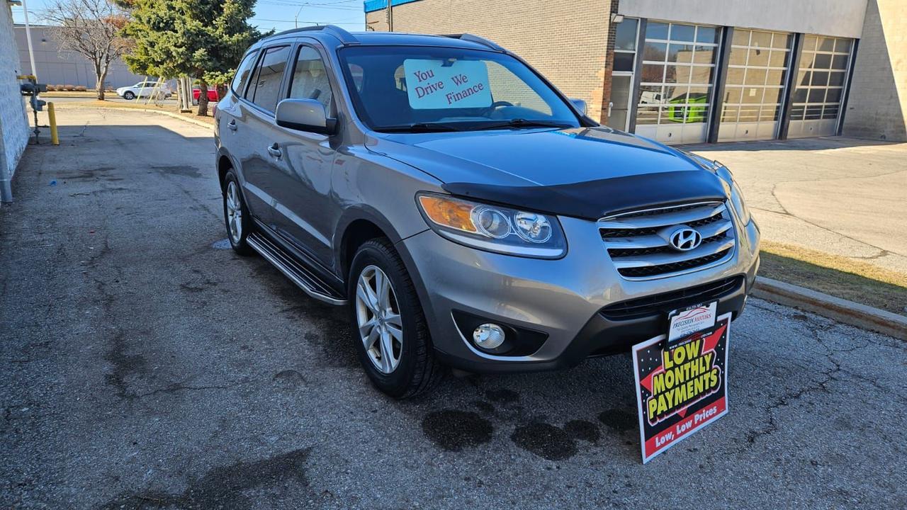 2012 Hyundai Santa Fe GL SPORT Photo