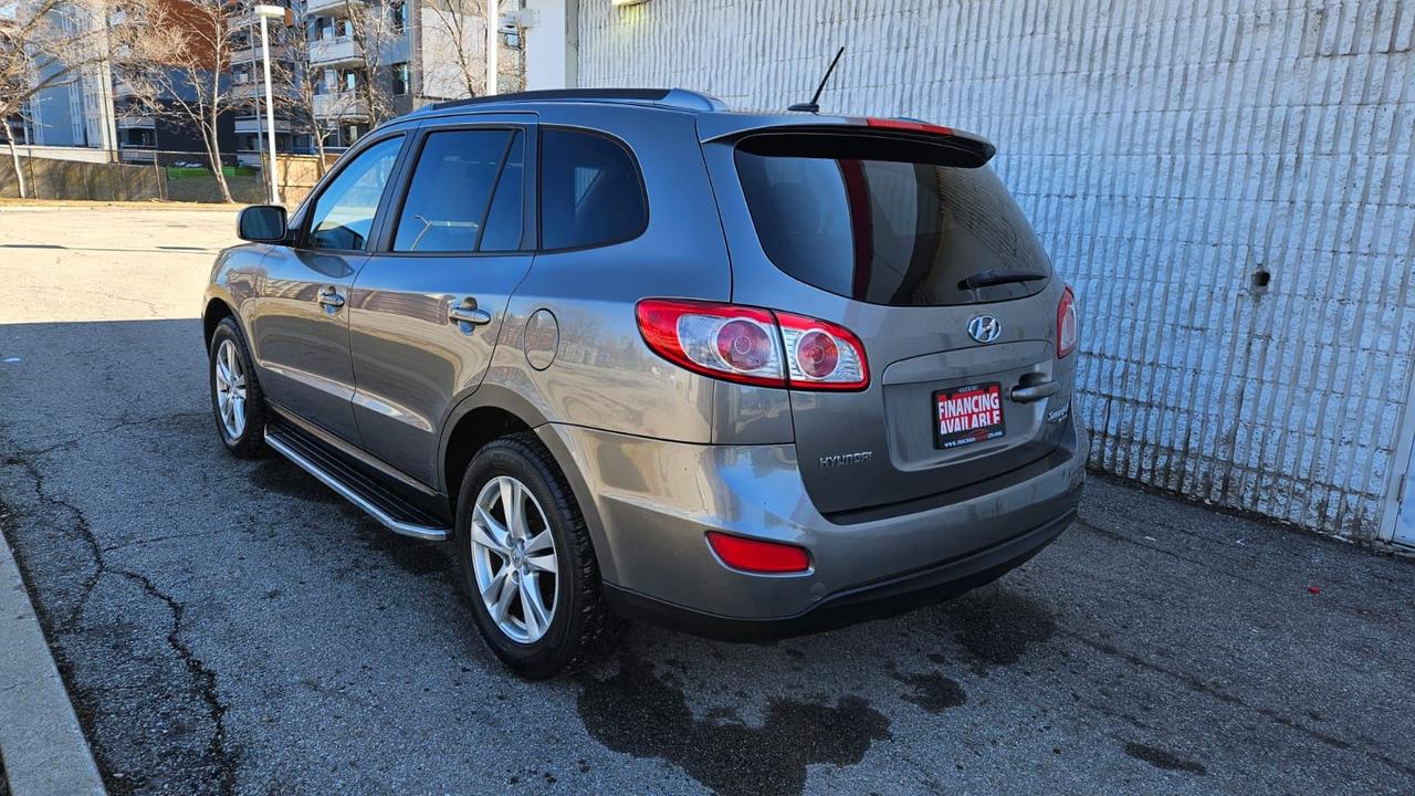 2012 Hyundai Santa Fe GL SPORT Photo