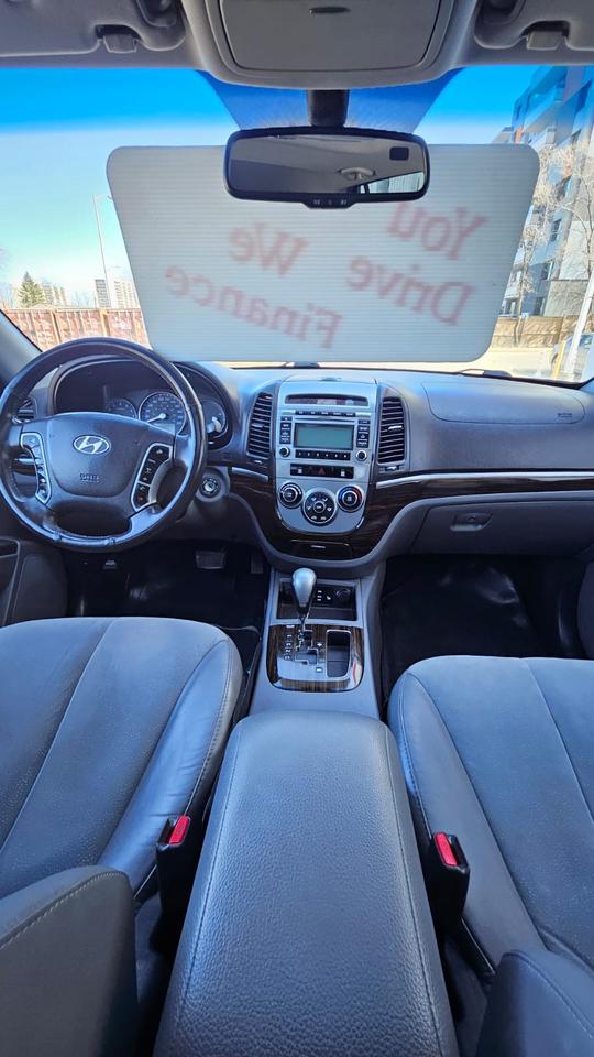 2012 Hyundai Santa Fe GL SPORT Photo