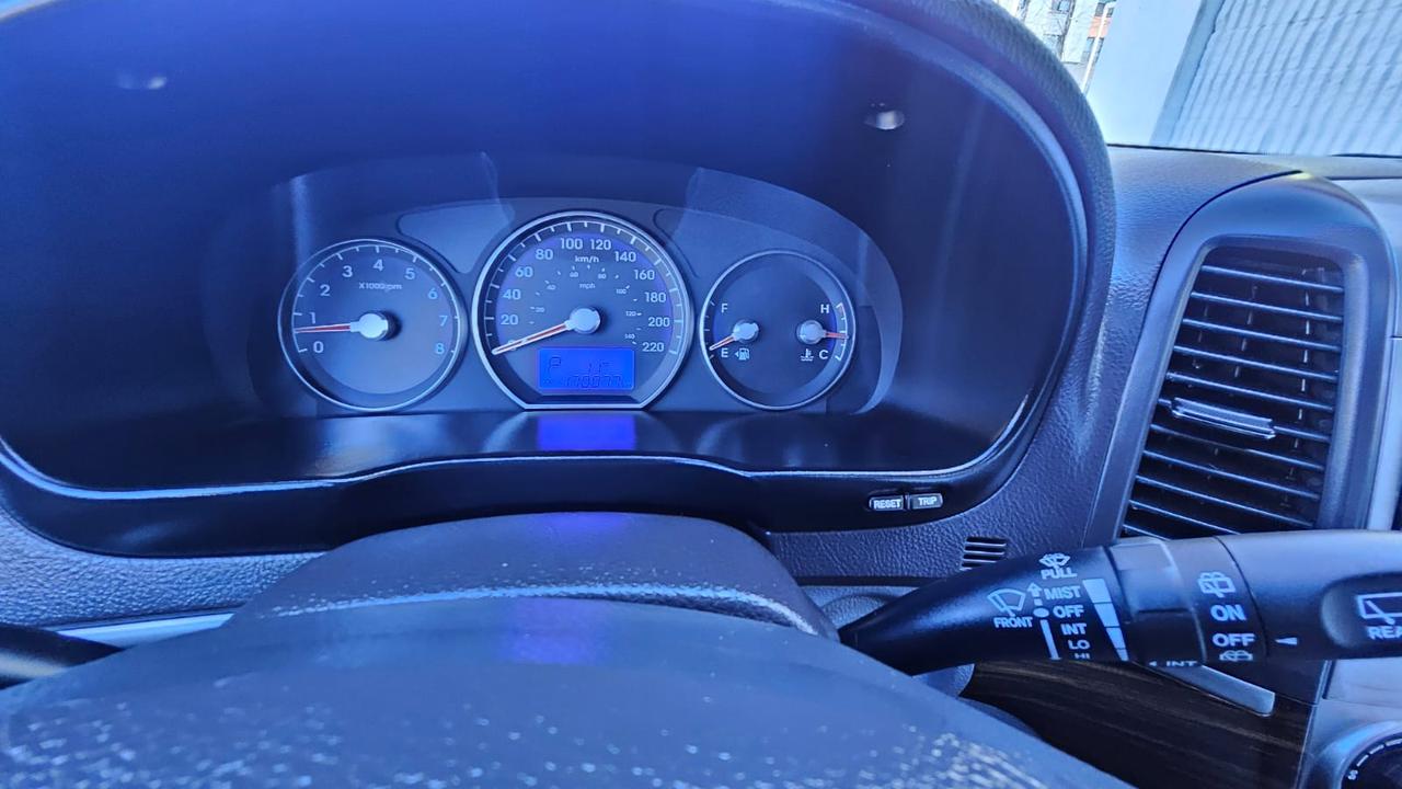 2012 Hyundai Santa Fe GL SPORT Photo