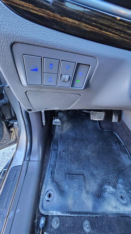 2012 Hyundai Santa Fe GL SPORT Photo