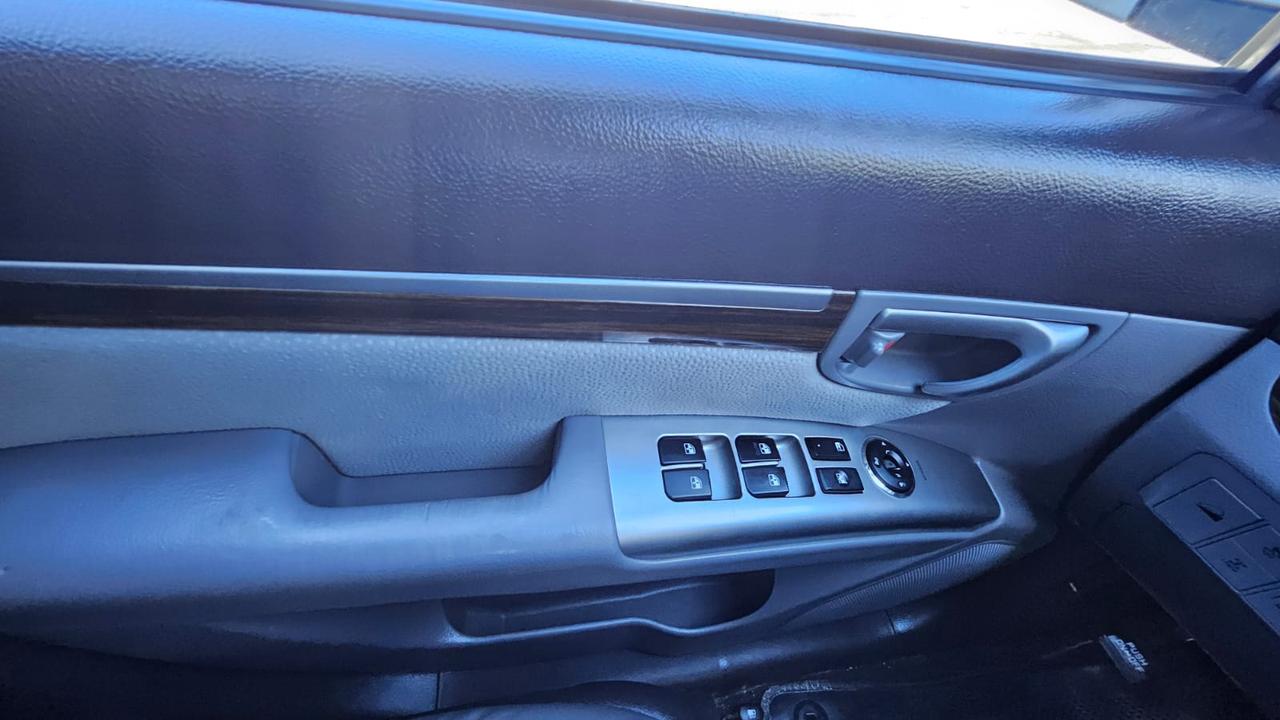 2012 Hyundai Santa Fe GL SPORT Photo