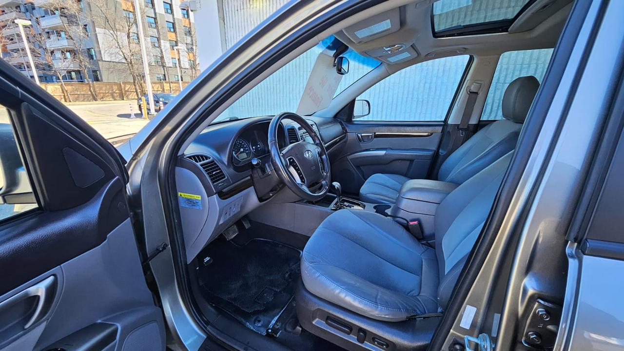 2012 Hyundai Santa Fe GL SPORT Photo