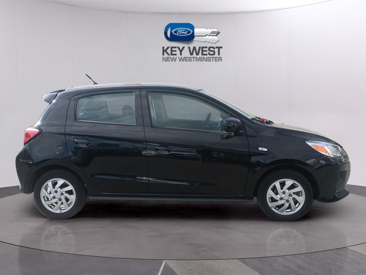 2024 Mitsubishi Mirage ES Photo4