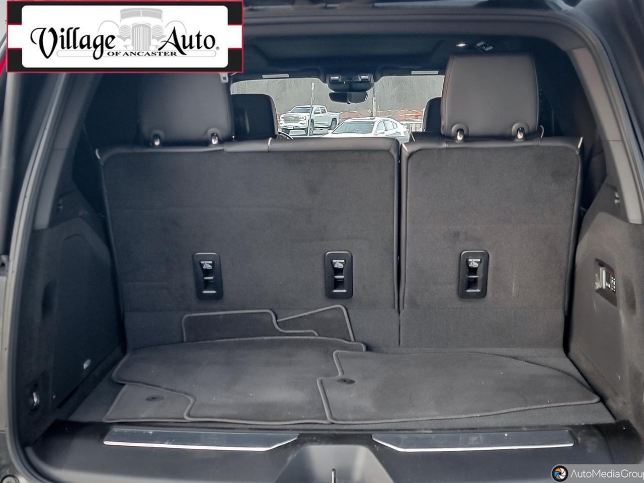 2024 Cadillac Escalade 4WD 4dr Premium Luxury Photo