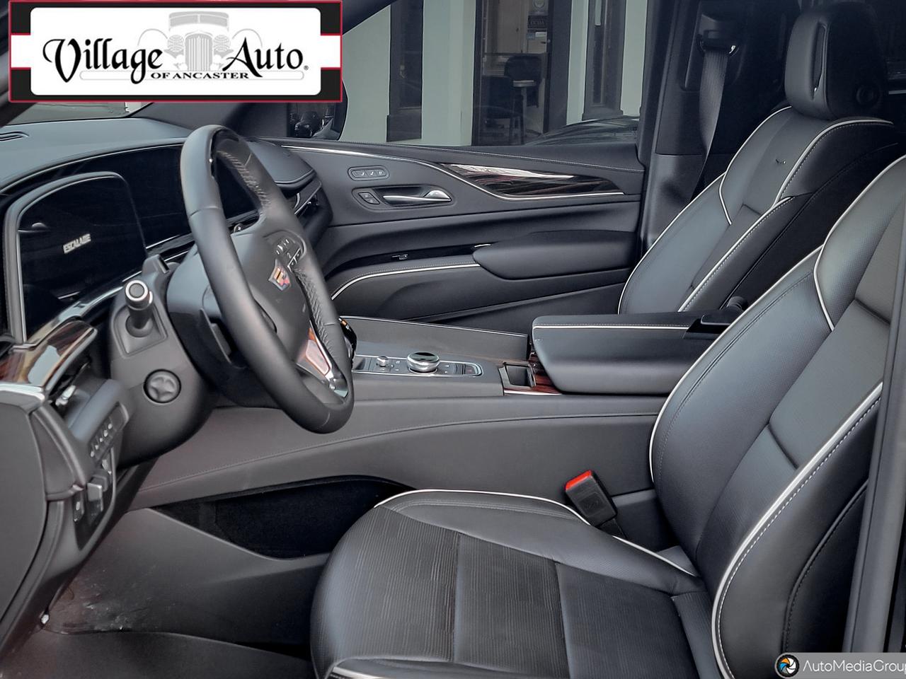 2024 Cadillac Escalade 4WD 4dr Premium Luxury Photo