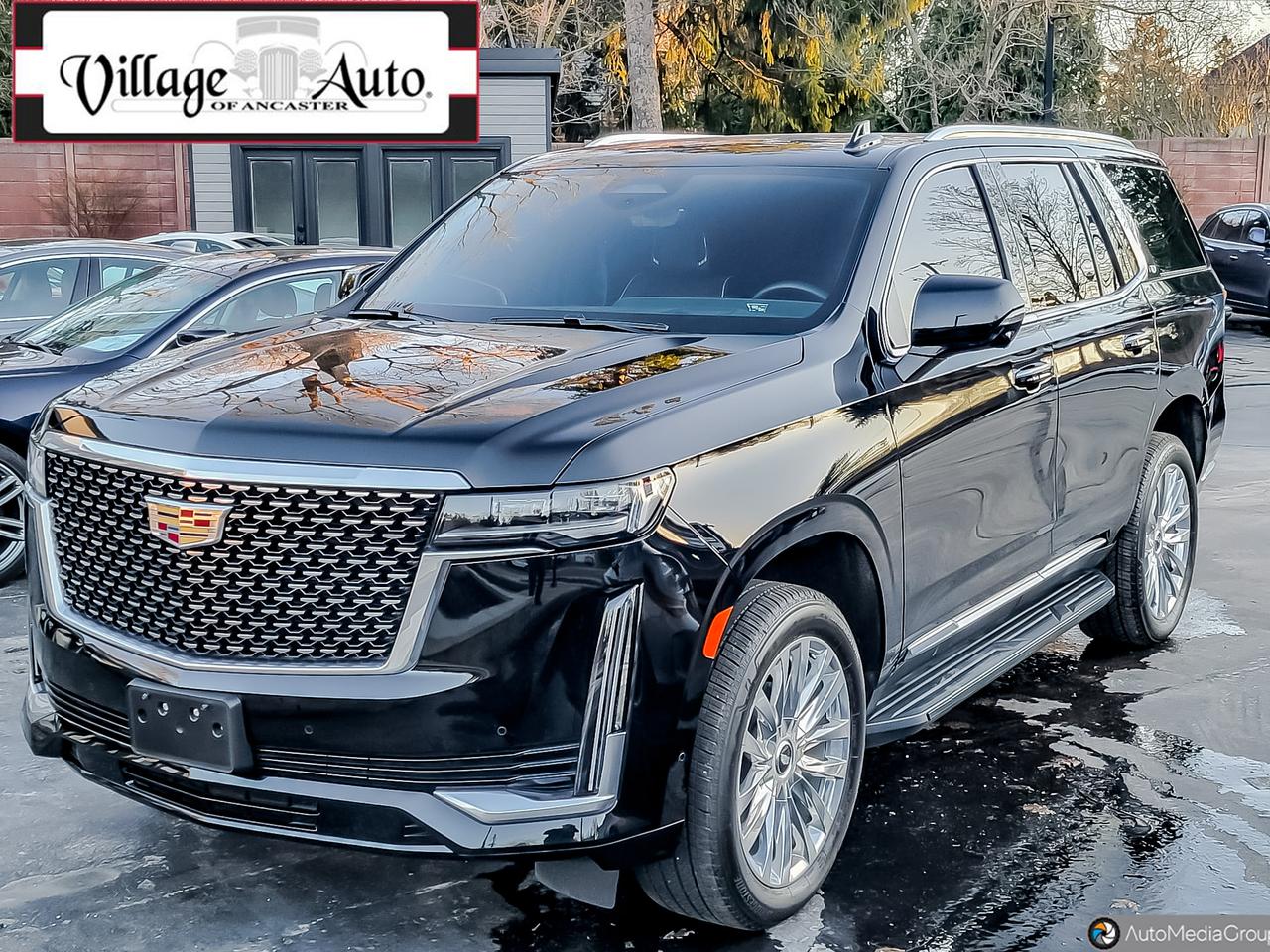 2024 Cadillac Escalade 4WD 4dr Premium Luxury Photo2