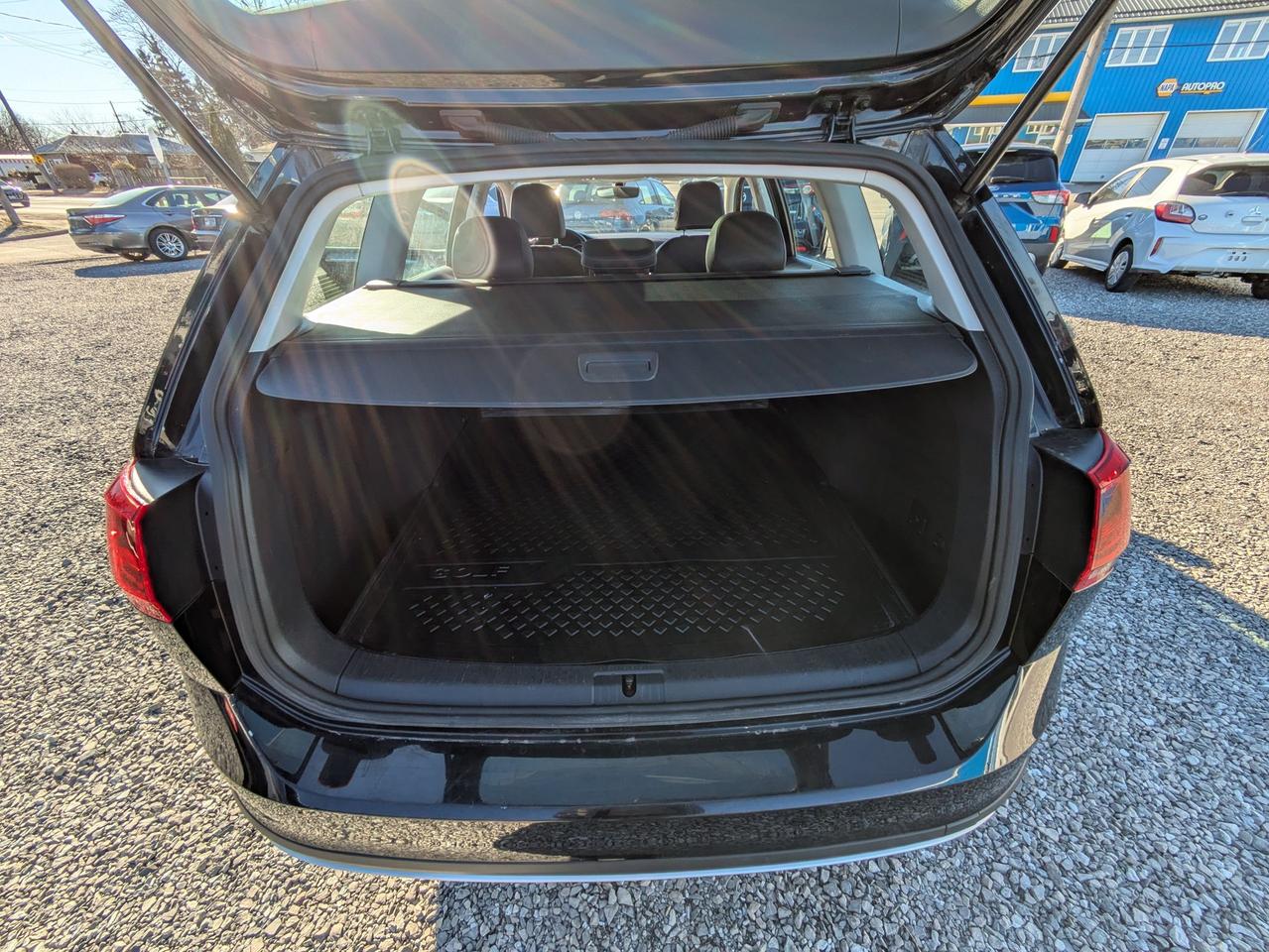 2017 Volkswagen Golf Alltrack 4dr Wgn Photo