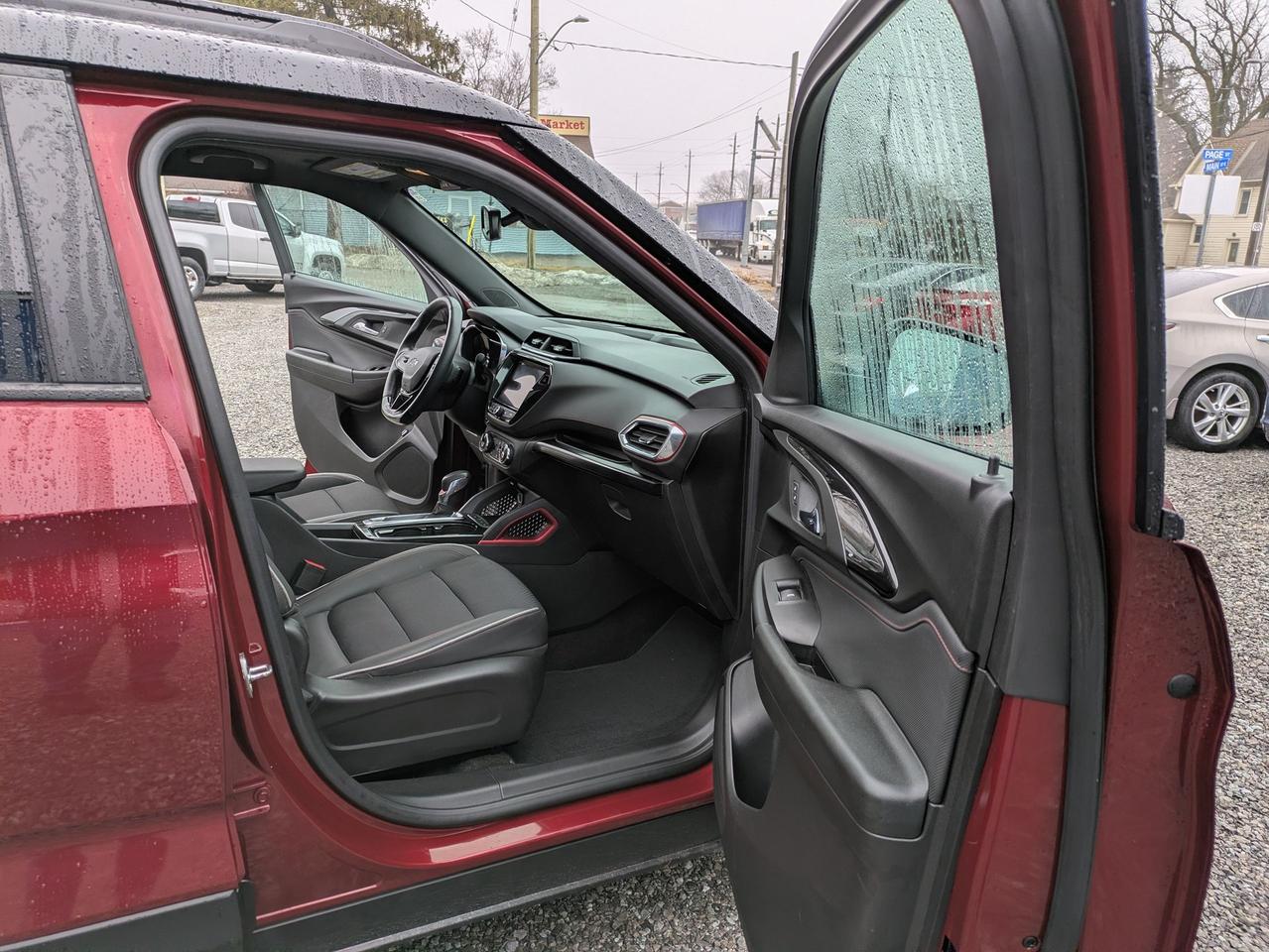 2022 Chevrolet TrailBlazer AWD 4dr RS Photo