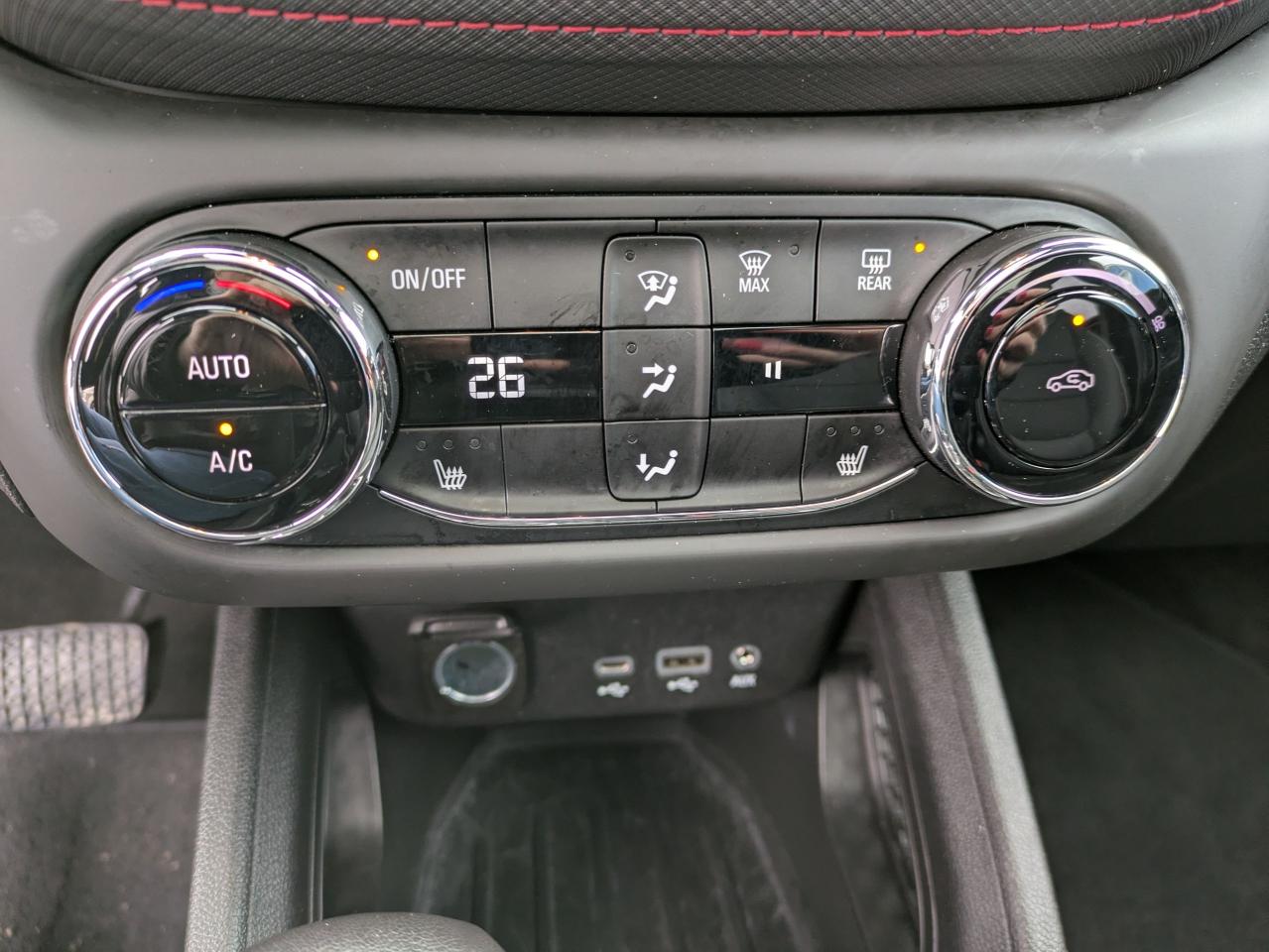 2022 Chevrolet TrailBlazer AWD 4dr RS Photo