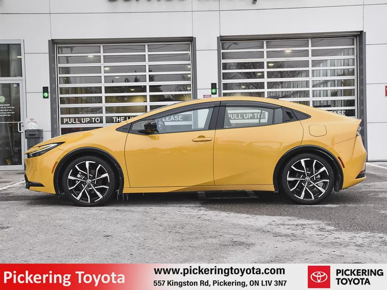 2025 Toyota Prius Plug-In XSE PREMIUM Photo