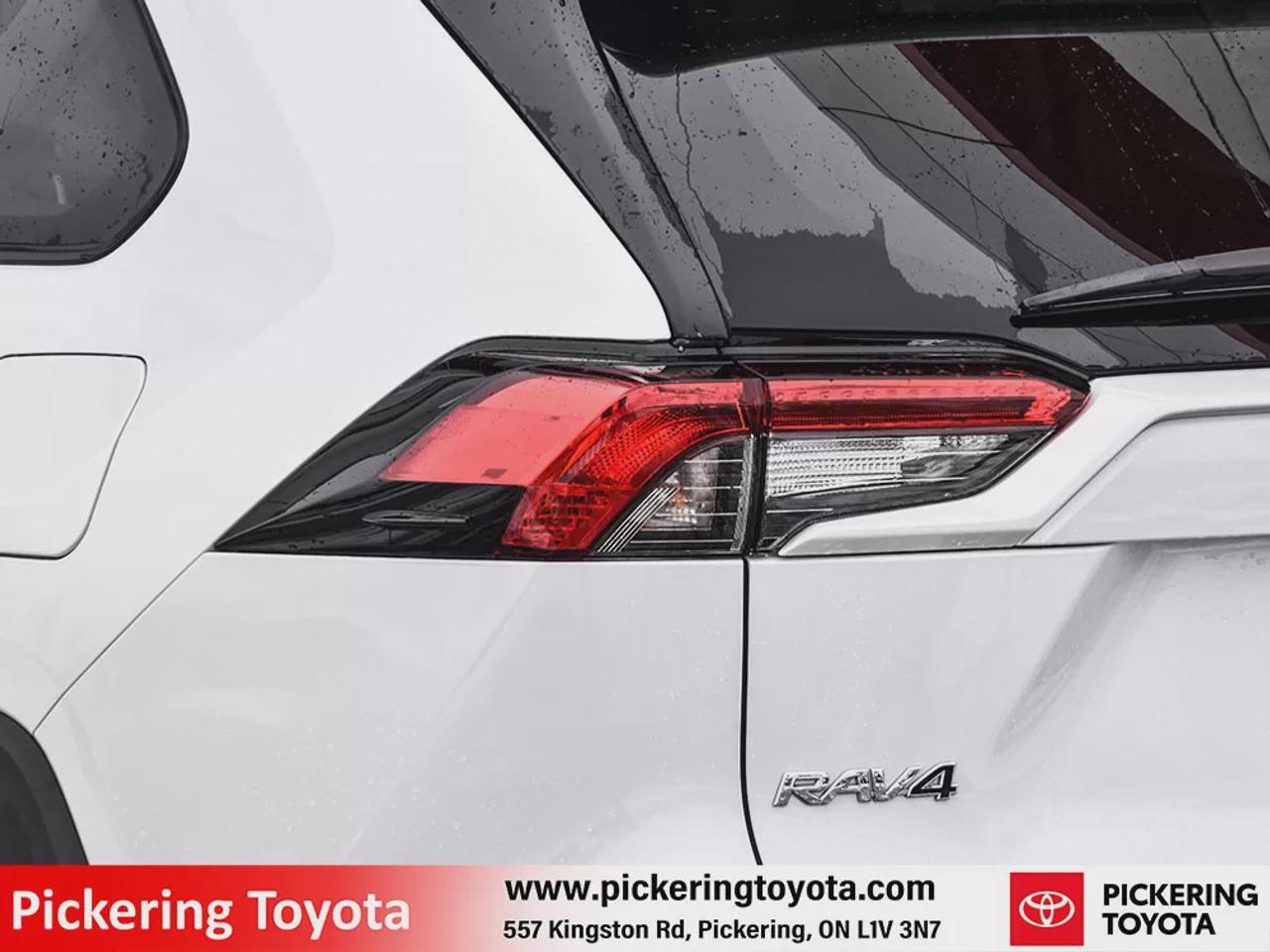2025 Toyota RAV4 Hybrid XLE Photo3