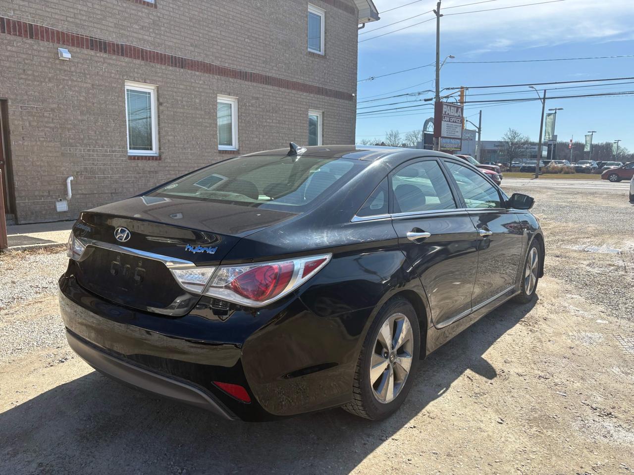 2011 Hyundai Sonata Hybrid with Safety and Warranty, Financing Available Photo