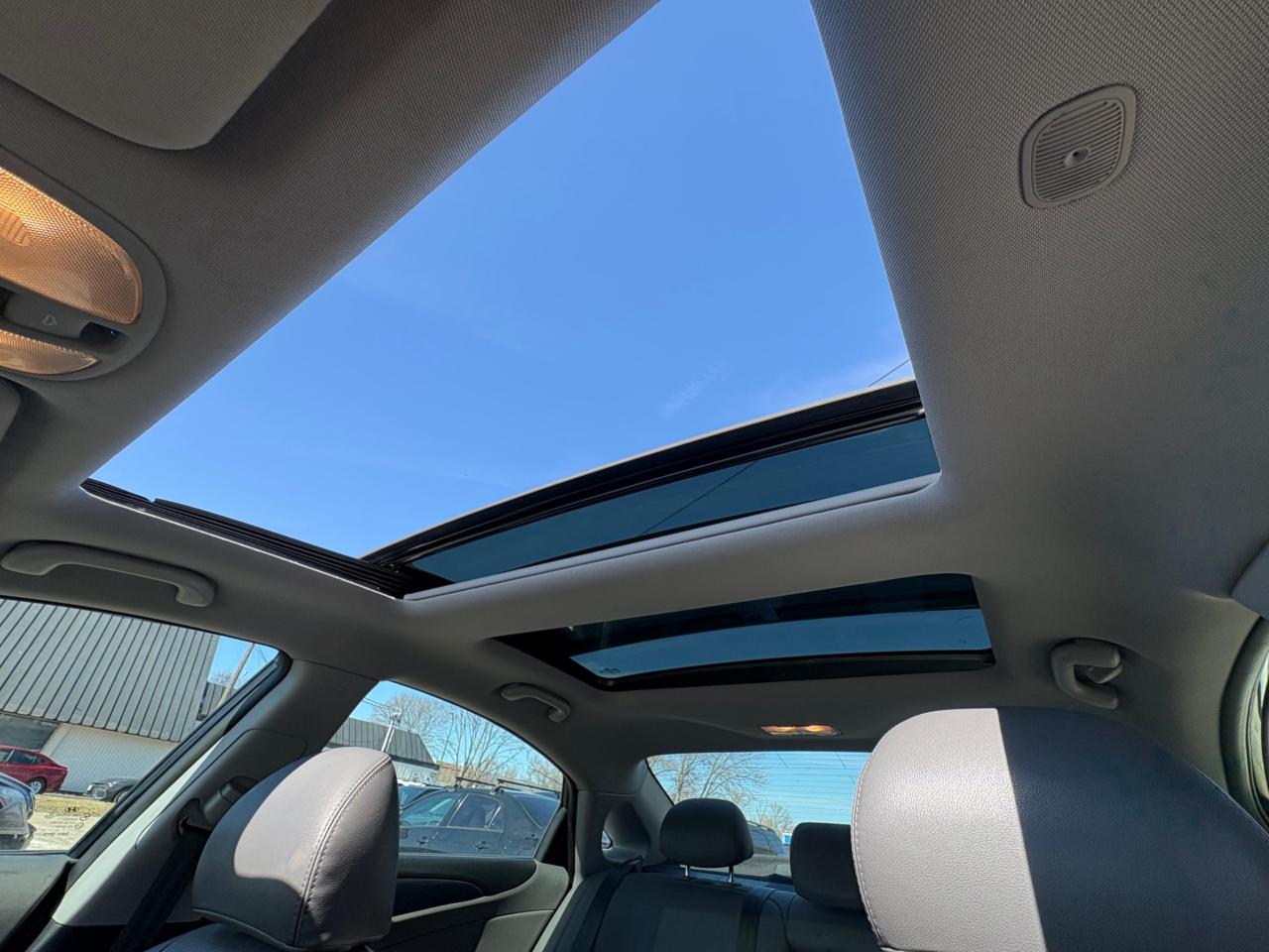 2011 Hyundai Sonata Hybrid with Safety and Warranty, Financing Available Photo