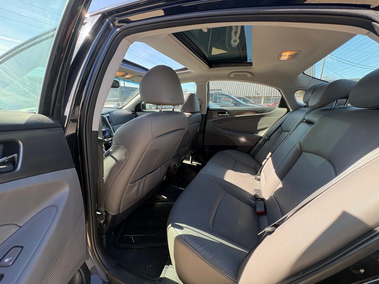 2011 Hyundai Sonata Hybrid with Safety and Warranty, Financing Available Photo