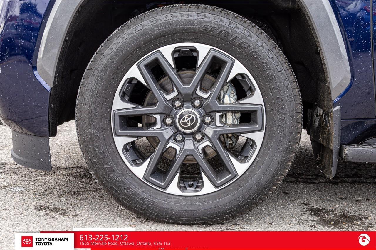 2023 Toyota Sequoia Limited Photo
