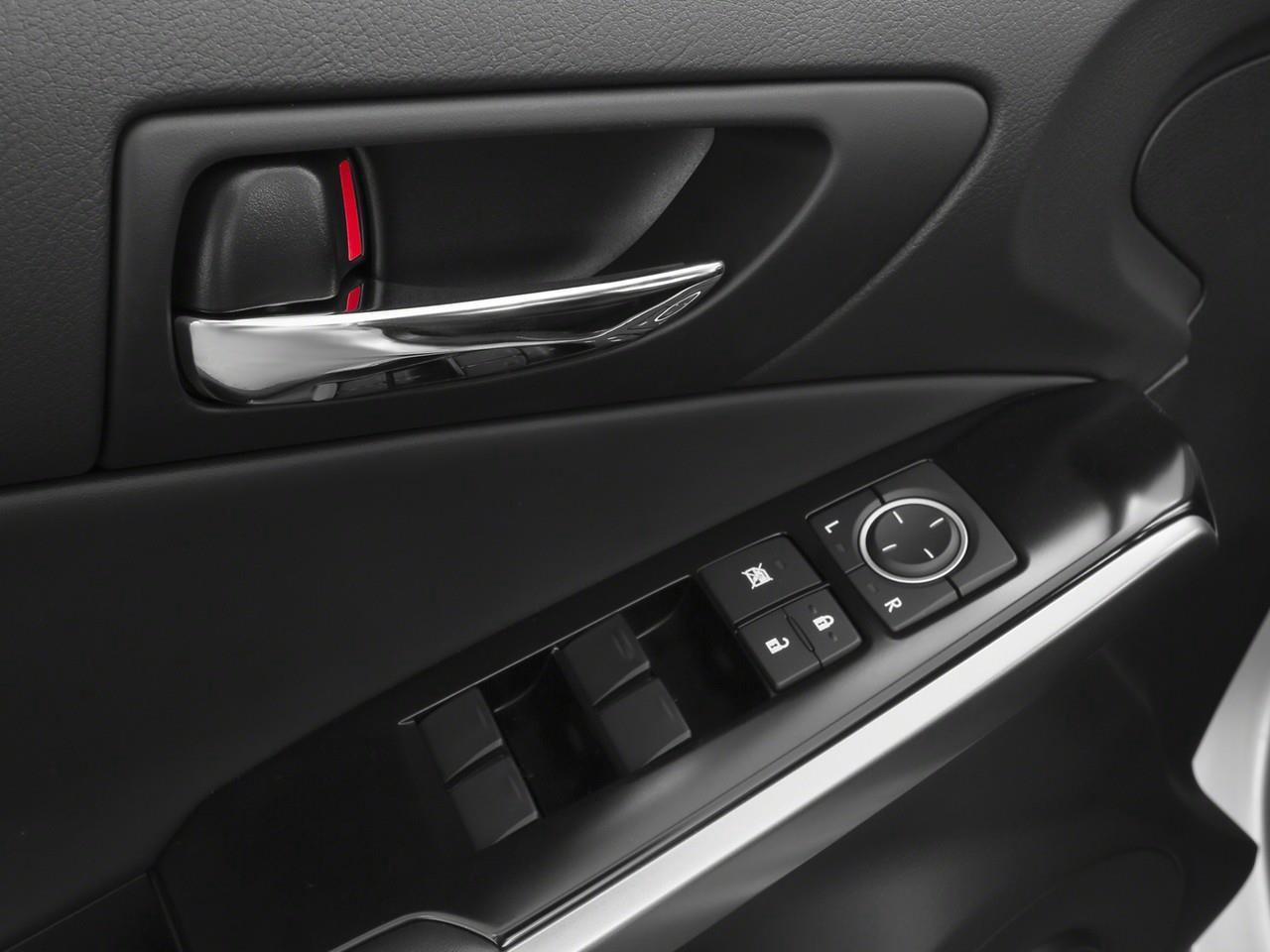 2016 Lexus IS 350  Photo