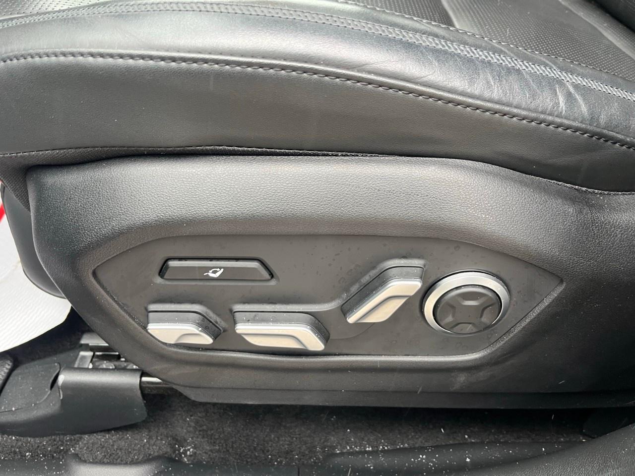 2024 Hyundai Santa Fe ULTIMATE CALLIGRAPHY AWD Photo