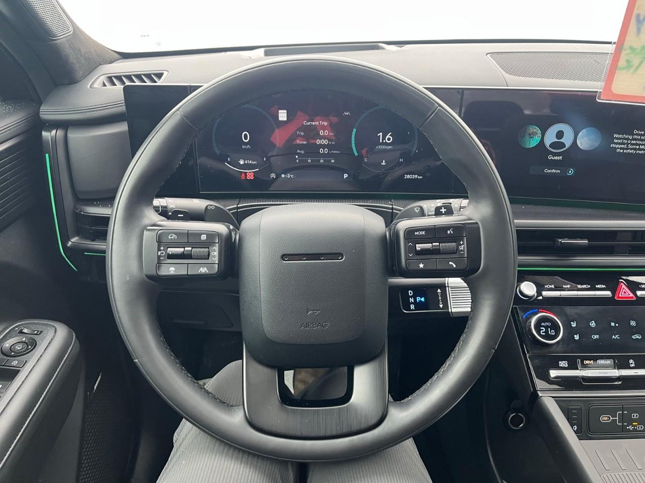 2024 Hyundai Santa Fe ULTIMATE CALLIGRAPHY AWD Photo