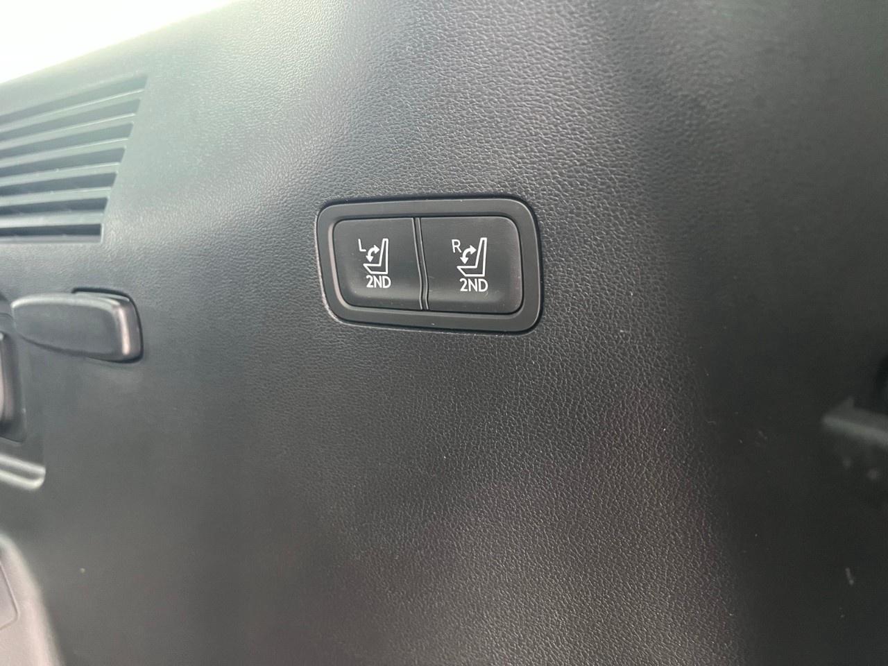2024 Hyundai Santa Fe ULTIMATE CALLIGRAPHY AWD Photo