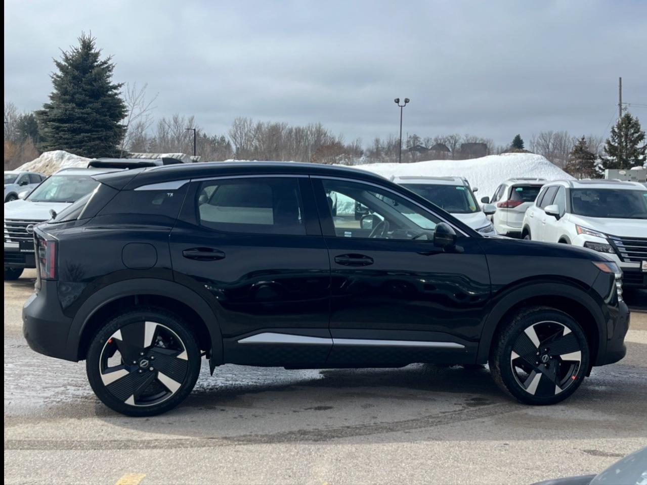 2026 Nissan Kicks SR AWD Photo