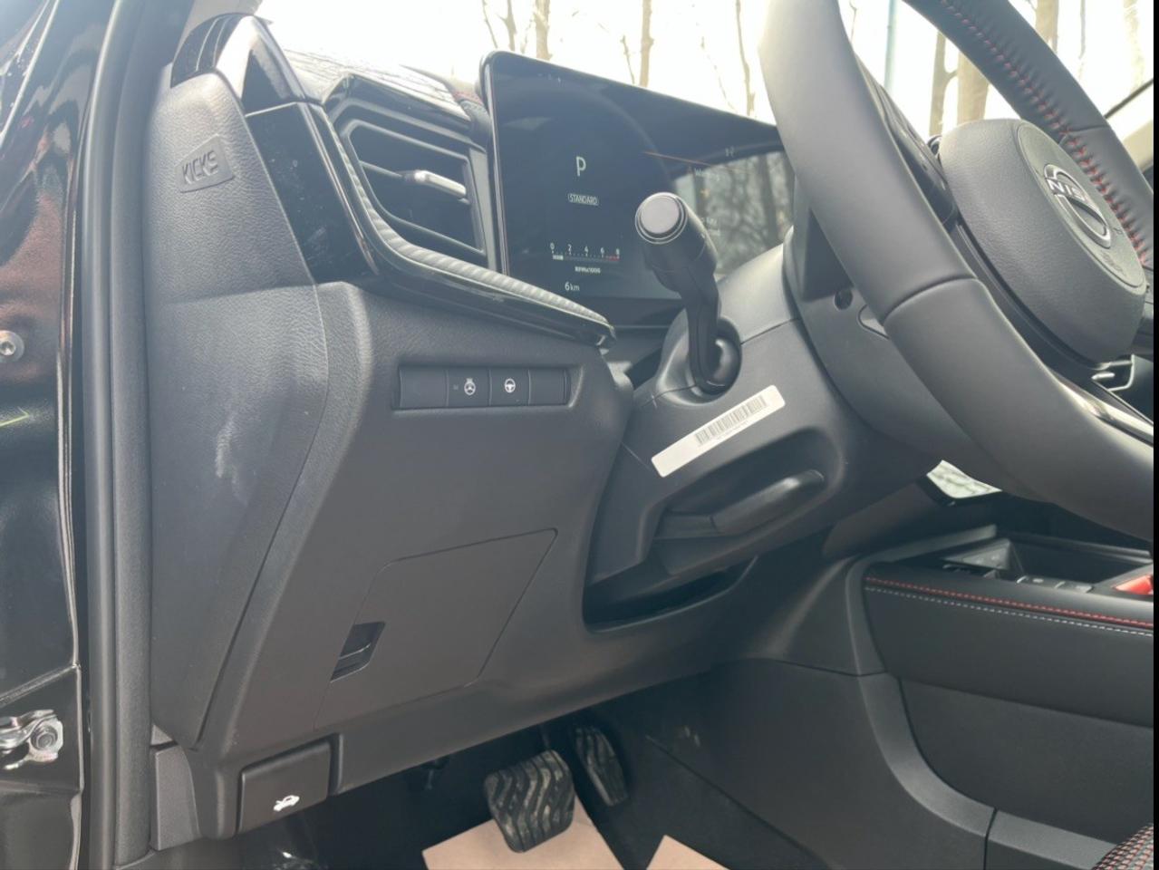 2026 Nissan Kicks SR AWD Photo