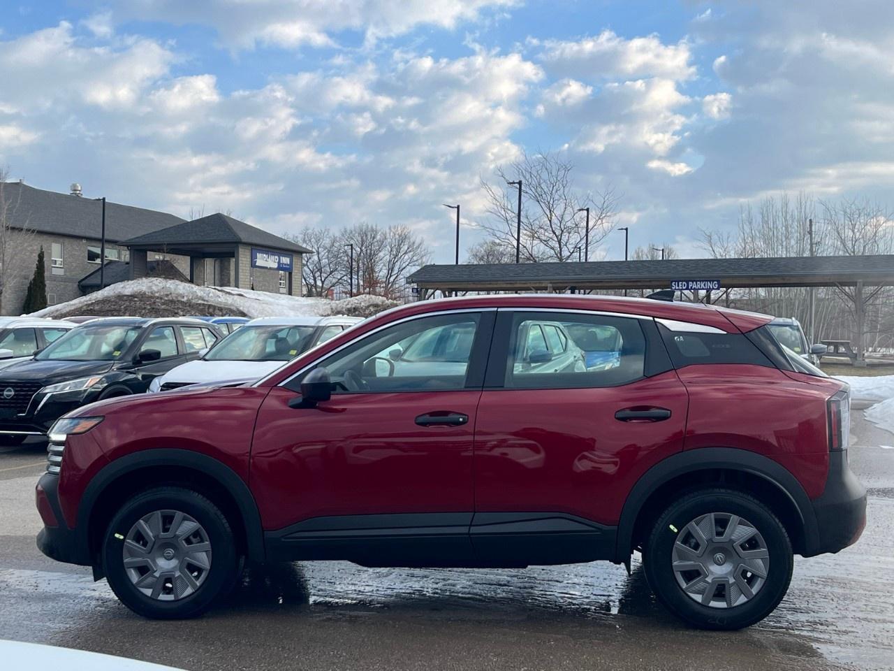2026 Nissan Kicks S AWD Photo3