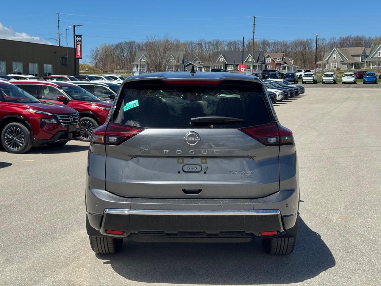2026 Nissan Rogue AWD Platinum Photo