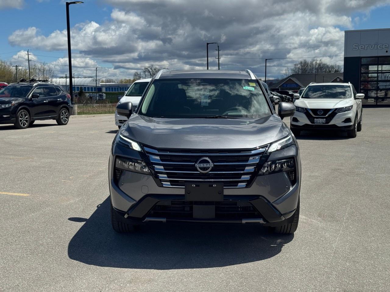 2026 Nissan Rogue AWD Platinum Photo