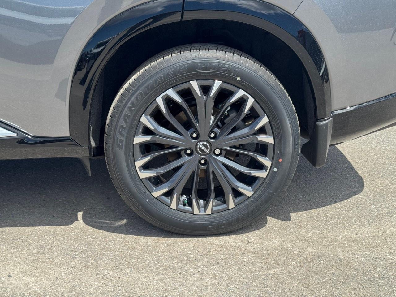 2026 Nissan Rogue AWD Platinum Photo
