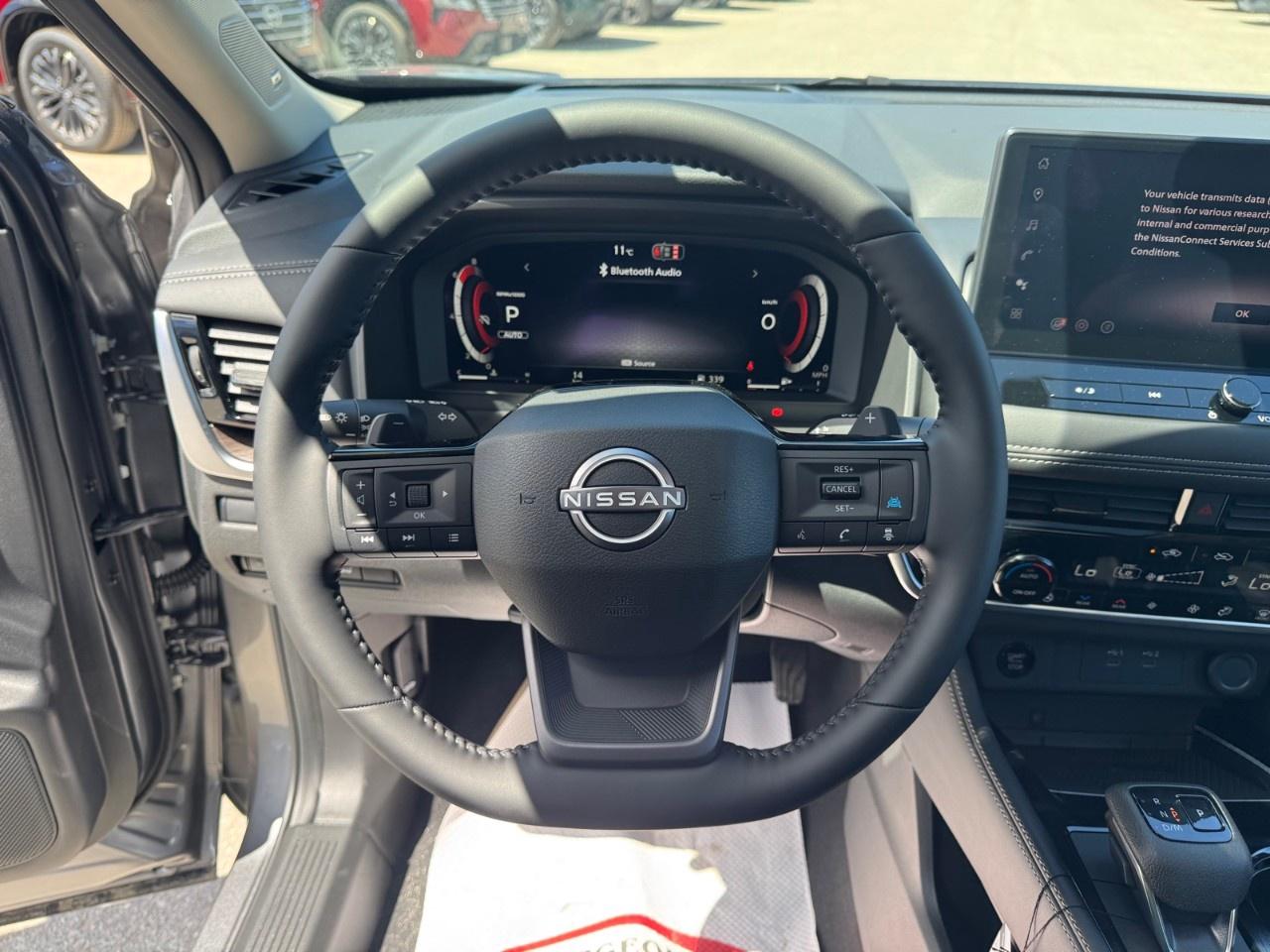 2026 Nissan Rogue AWD Platinum Photo
