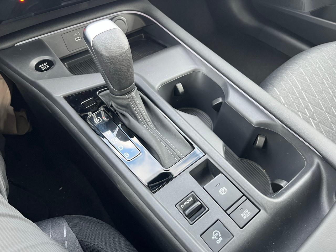 2026 Nissan Sentra SV SEDAN Photo