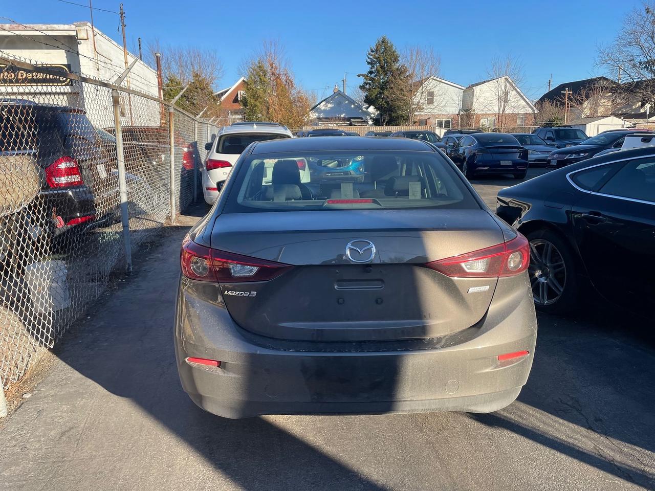 2015 Mazda MAZDA3 GX *BACKUP CAMERA, AFT SCREEN, SAFETY* Photo4